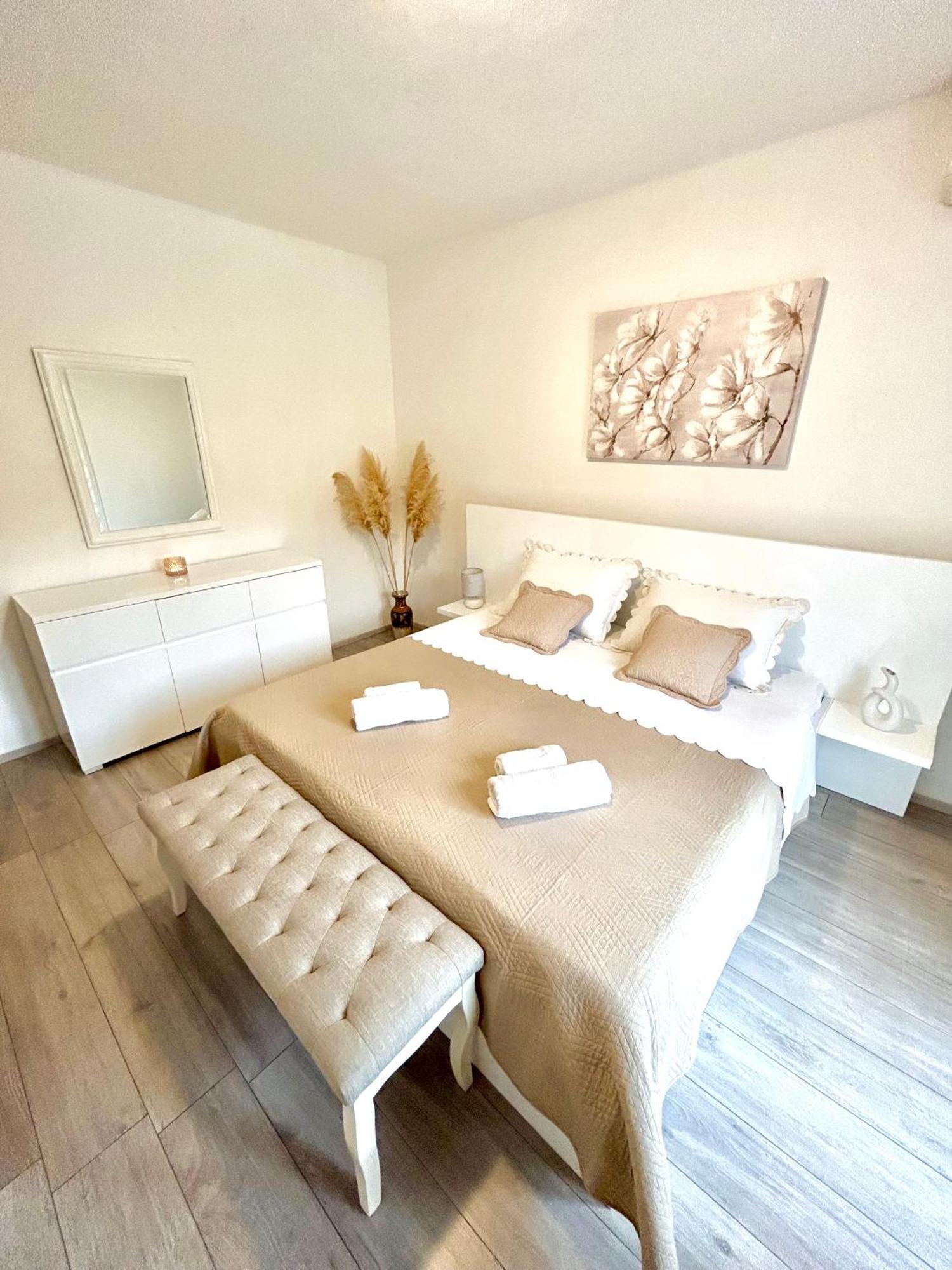 Apartman Zorka Povlja  Eksteriør billede